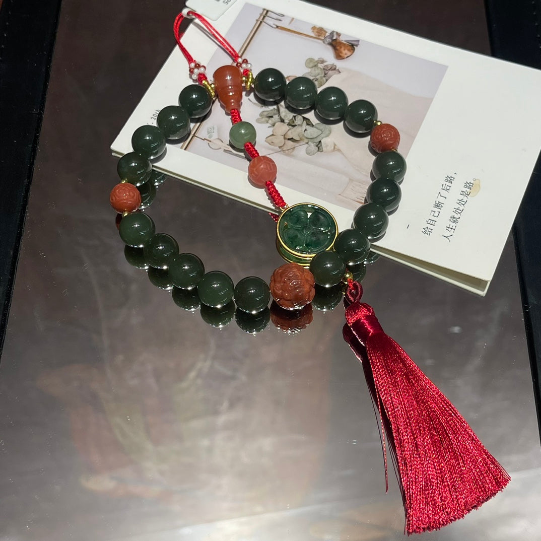Collar de jaspe hetiano de 18 caracteres