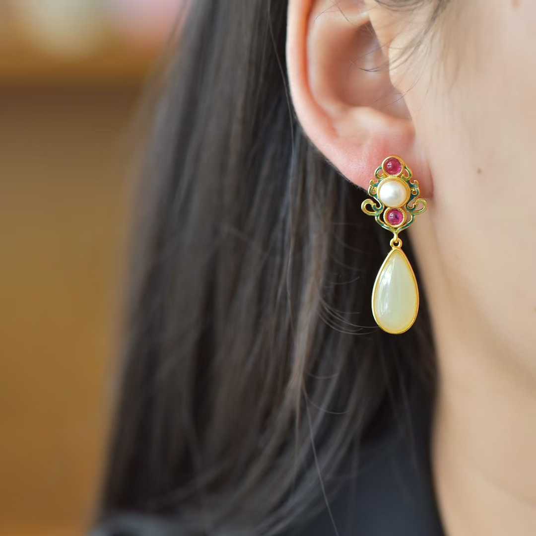 925 Silver Inlaid Nephrite "Precious as Ever" Teardrop Stud Earrings