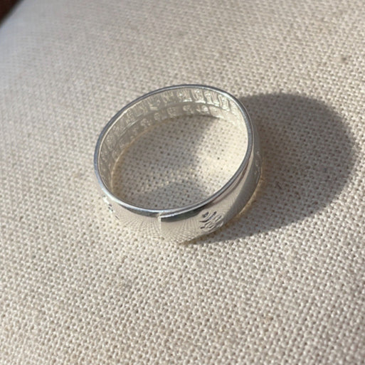 Shiny sterling silver couple ring