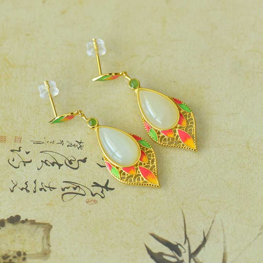 925 Silver Inlaid Nephrite "Graceful Lady by Autumn Waters" Teardrop Stud Earrings
