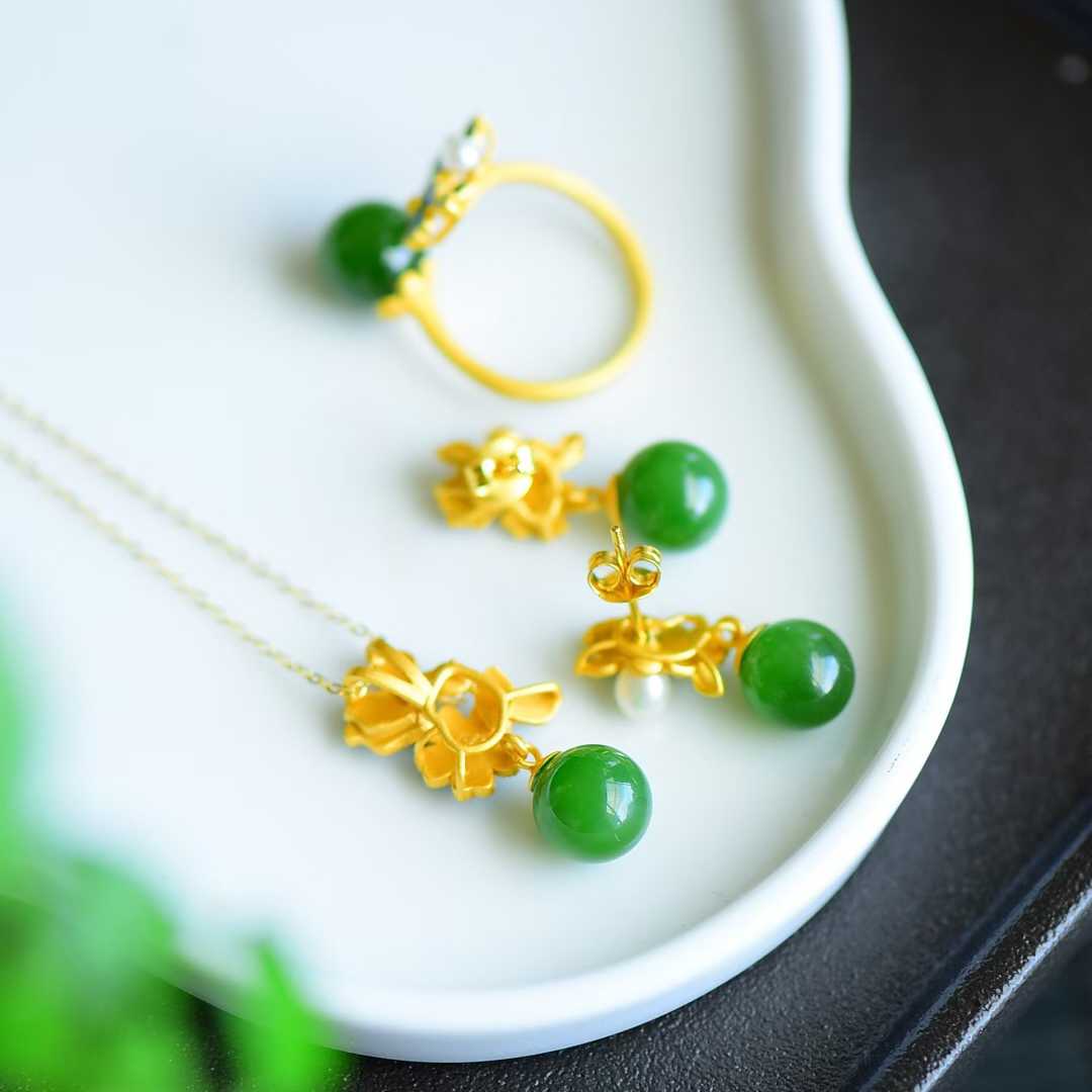 925 Silver Inlaid Nephrite (Green Jade) "Everlasting Flower & Dream Recall" Set