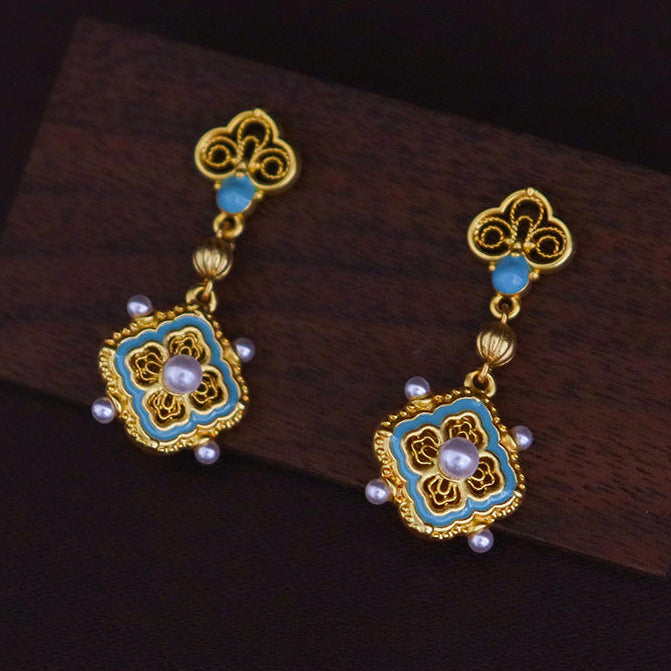 Pendientes de perlas de trébol de cuatro hojas de estilo antiguo chino de alta gama