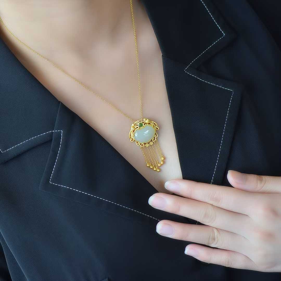 925 Silver-Inlaid Hetian Jade Baby Lock Pendant