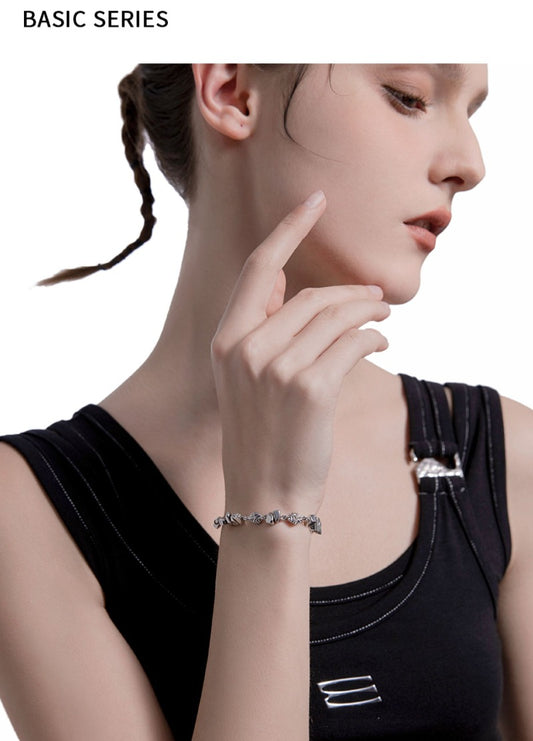 Pulsera de metal estilo europeo y americano.