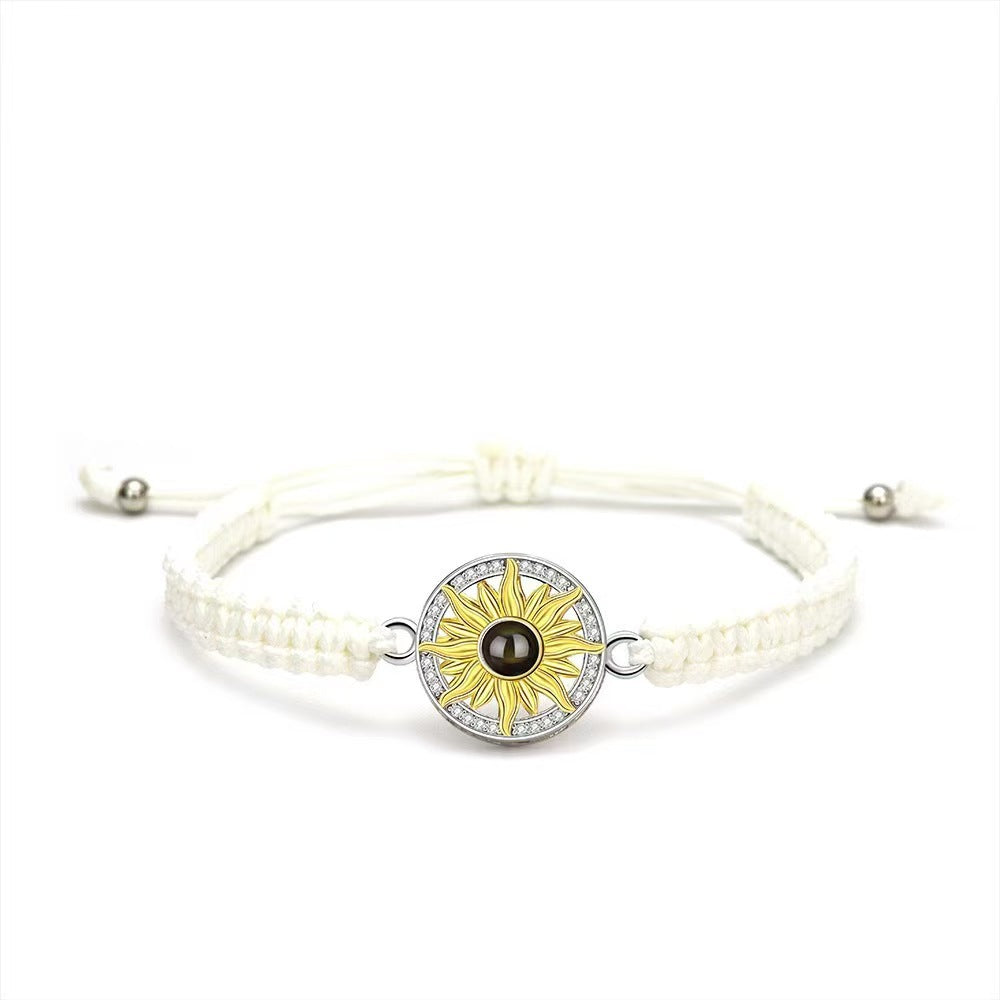Pulsera tejida con proyección de fotos de girasoles