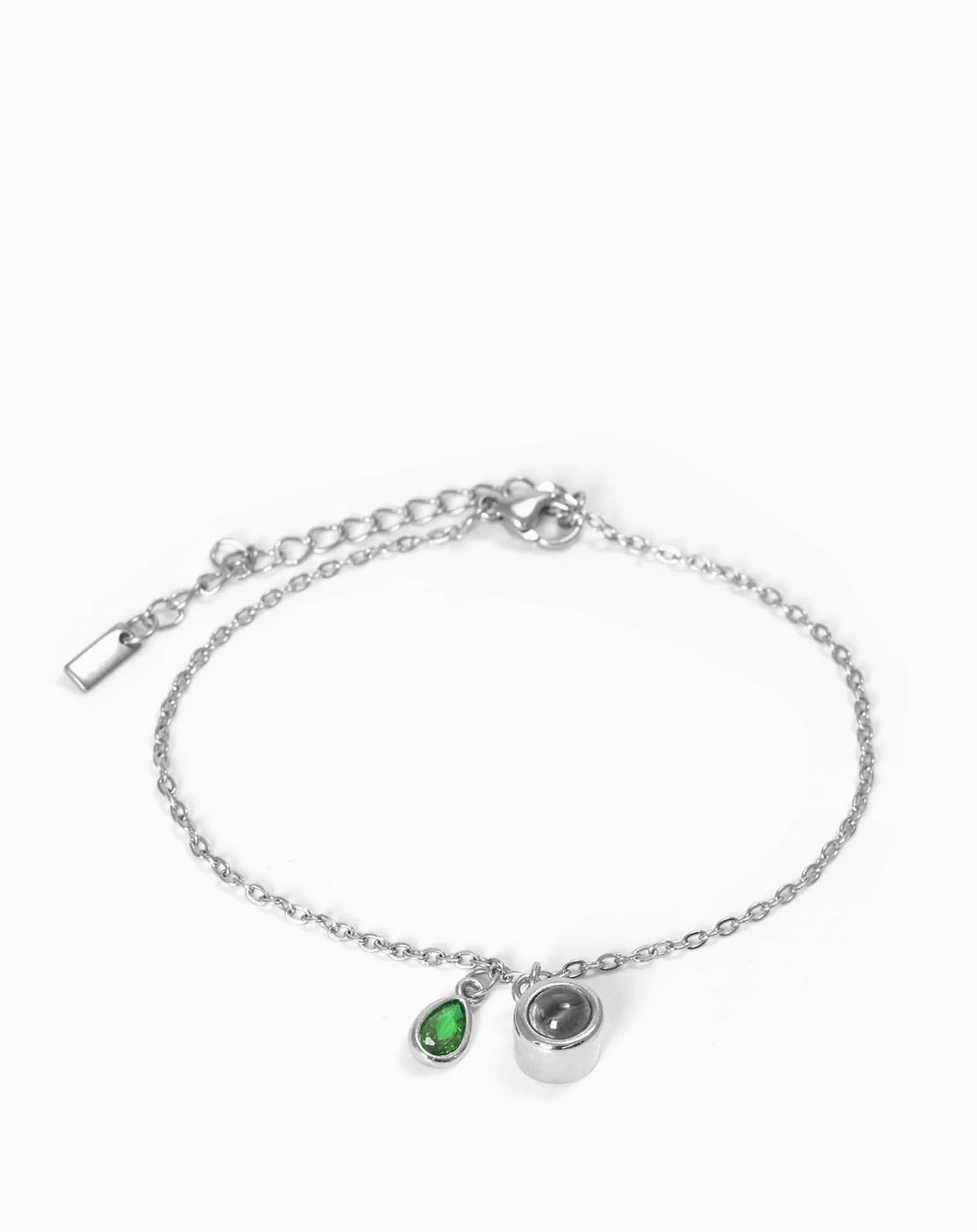 Pulsera con piedra del zodiaco en forma de gota de agua con proyección fotográfica