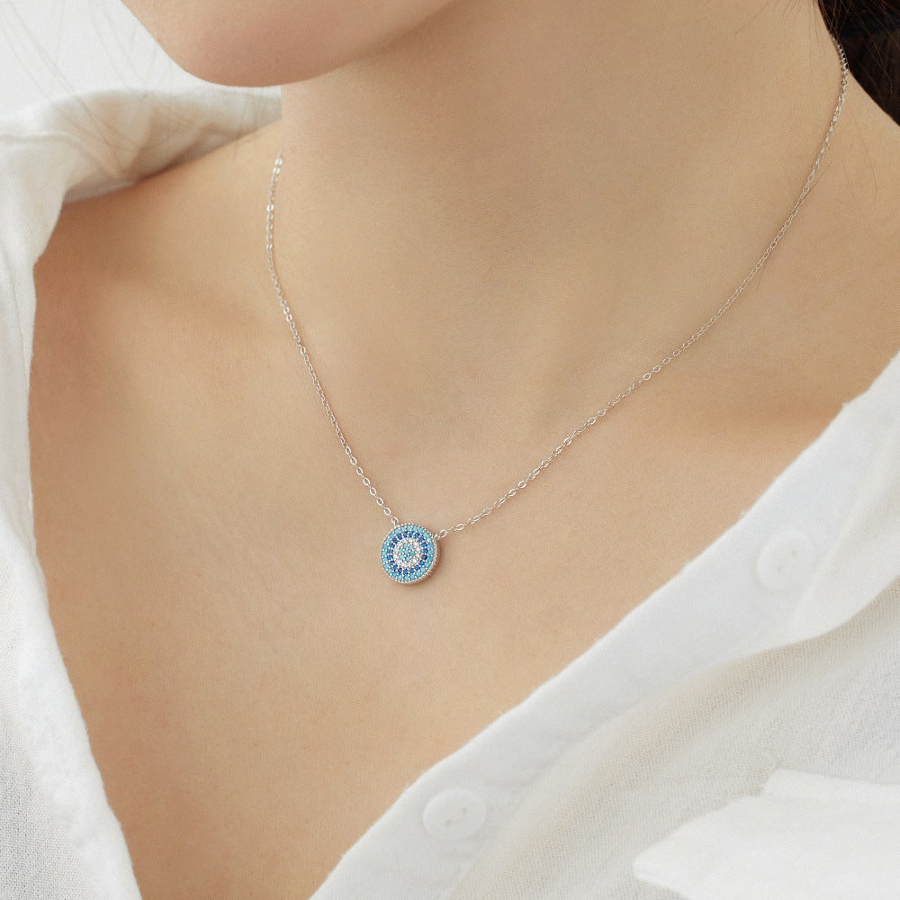 Collar con colgante de ojo del diablo