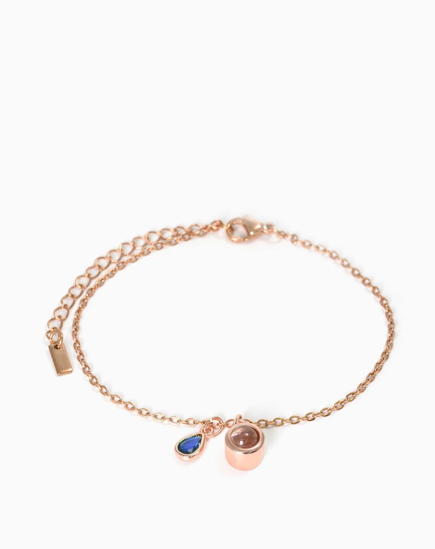 Pulsera con piedra del zodiaco en forma de gota de agua con proyección fotográfica