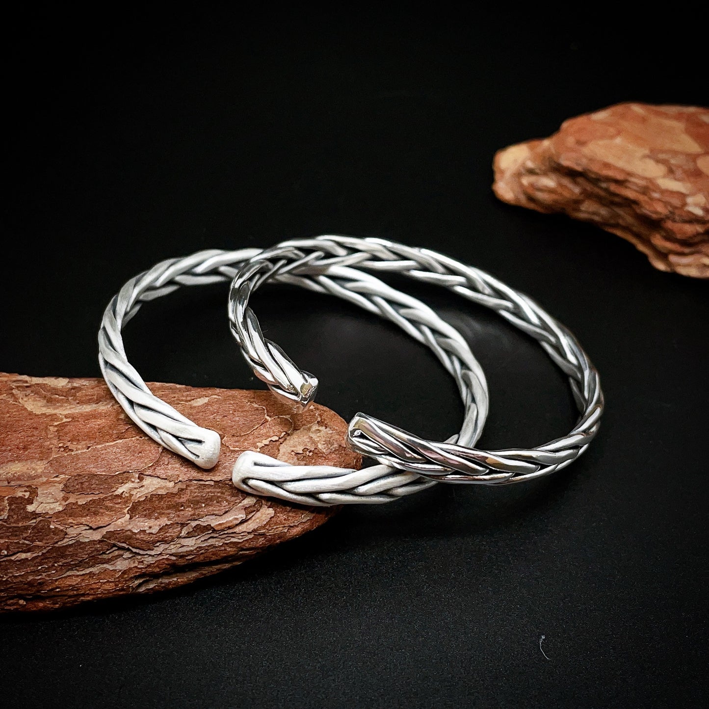 Pulsera de plata de ley maciza tejida a mano
