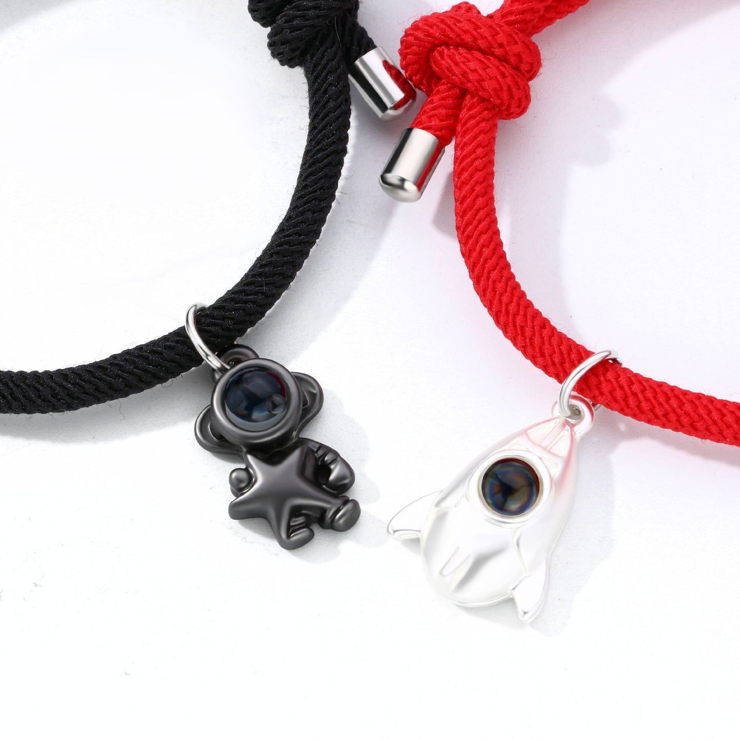Pulsera de pareja de astronautas con proyección de fotos