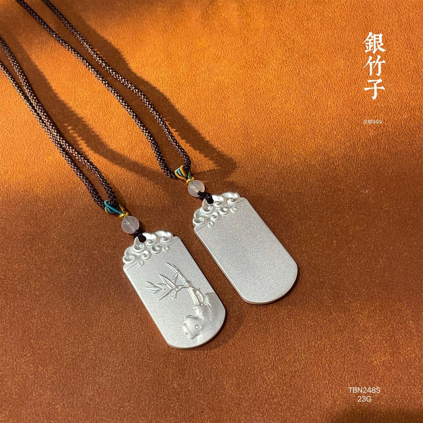 Collar de cuerda trenzada con colgante de plata de ley Guanyin