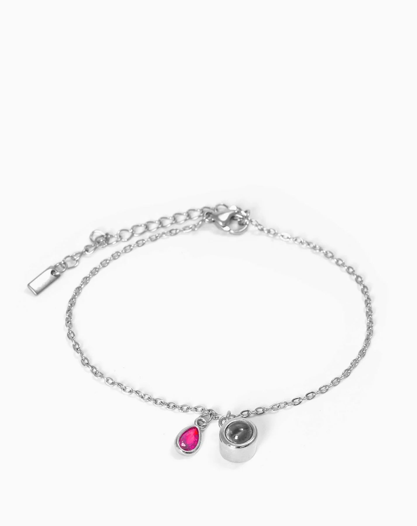 Pulsera con piedra del zodiaco en forma de gota de agua con proyección fotográfica