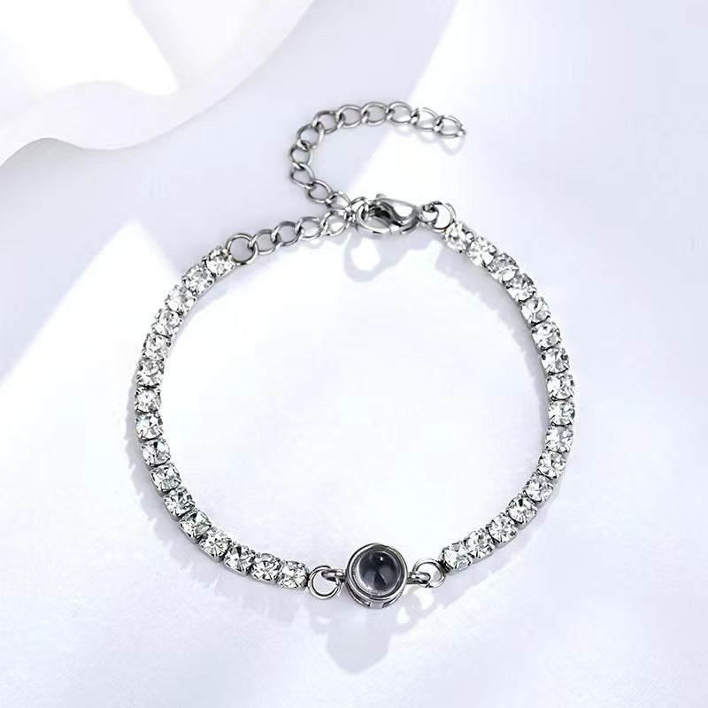 Pulsera fotográfica con proyección de diamantes de colores