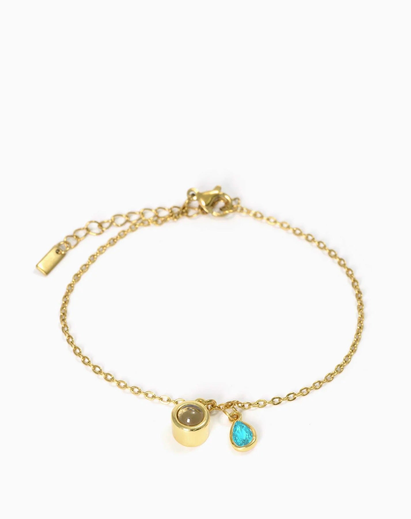 Pulsera con piedra del zodiaco en forma de gota de agua con proyección fotográfica