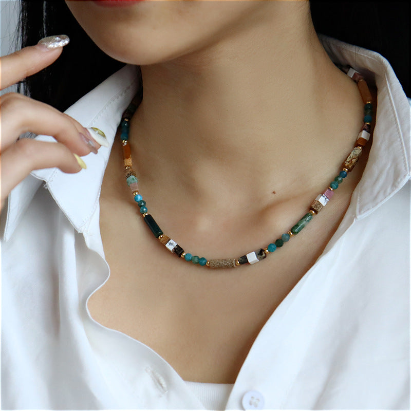 Collar vintage personalizado con cuentas de piedra natural