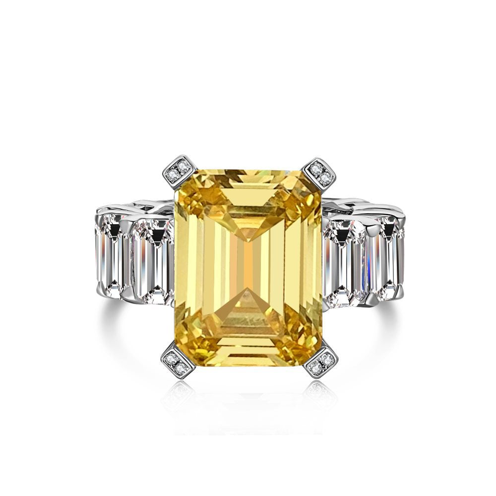 Anillo clásico de circonita con diamante de alto carbono y corte de flor de hielo brillante y noble