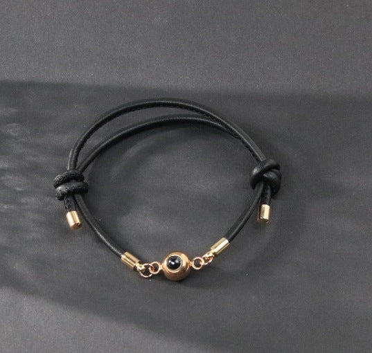 Pulsera de cordón de cuero con proyección de fotos