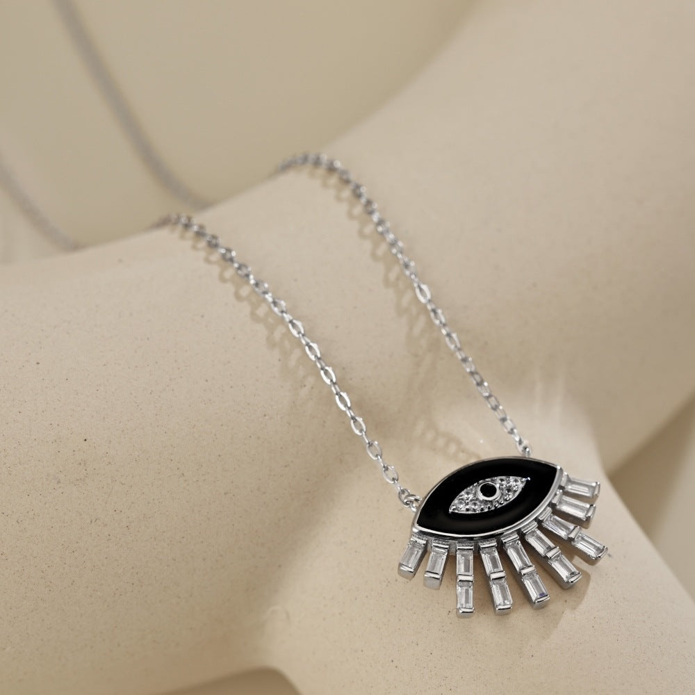 Collar de ojo de diablo moderno y personalizado