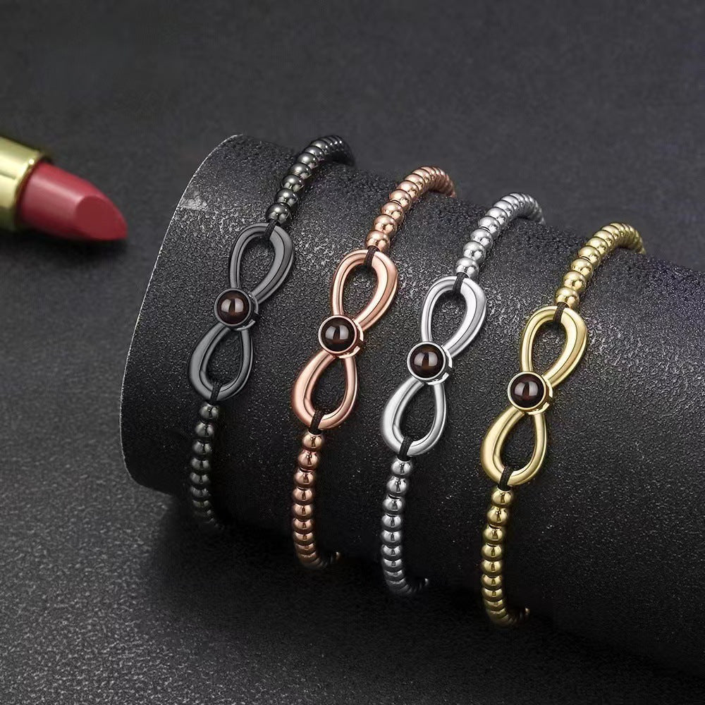Pulsera de cuentas de latón con lazo y proyección de fotos