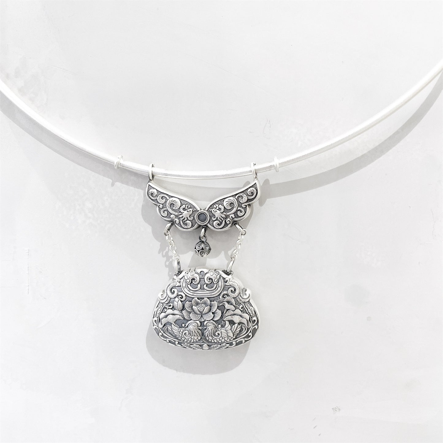 Collar con colgante de candado de loto de pato mandarín de estilo étnico