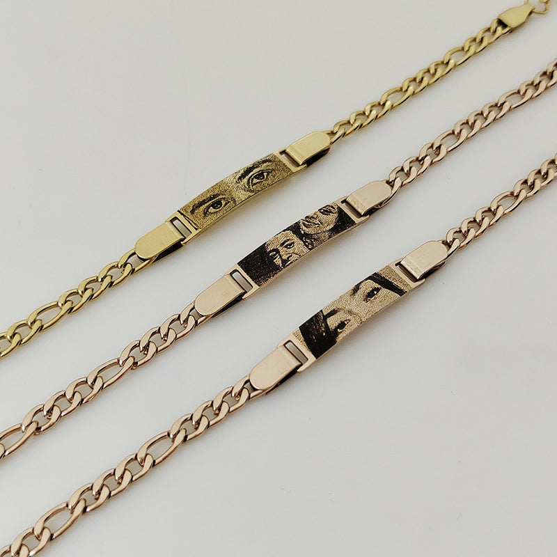 Brazalete con cadena de mano con imagen y texto grabado personalizado