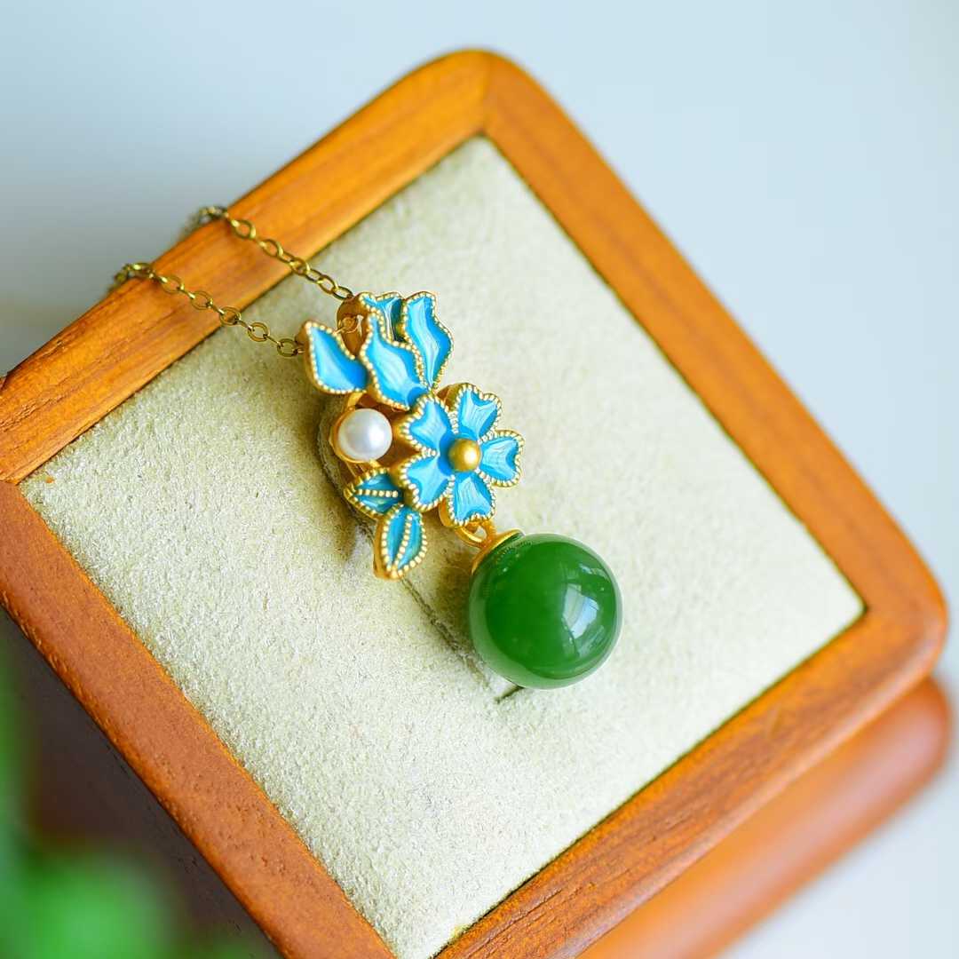 925 Silver Inlaid Nephrite (Green Jade) "Everlasting Flower & Dream Recall" Set