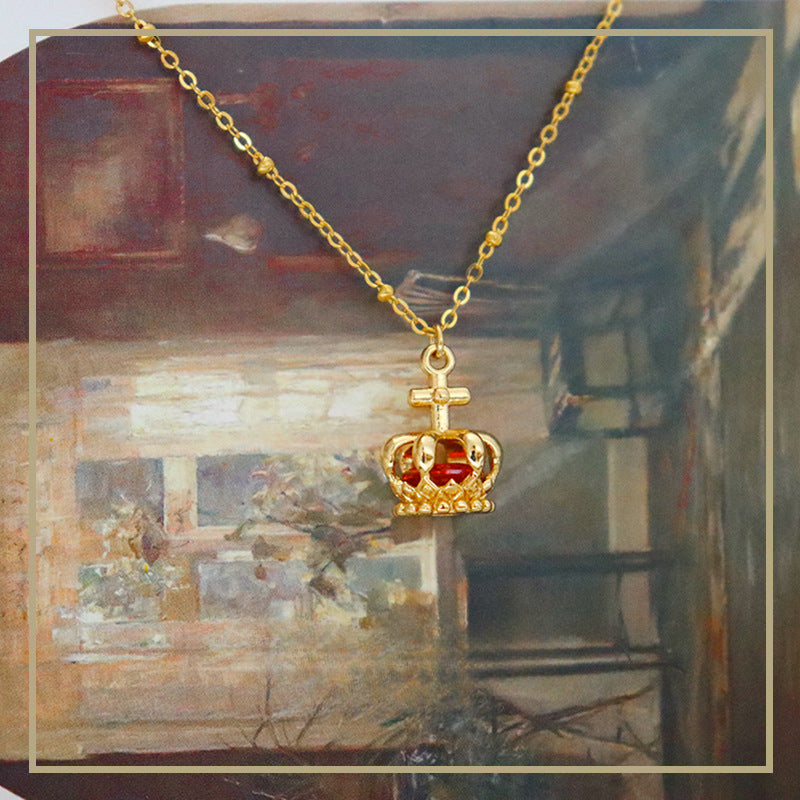 Collar clásico vintage con colgante de corona para mujer