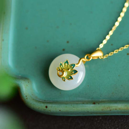 925 Silver Inlaid Hetian Enamel Peacock Spreading Its Tail Pendant