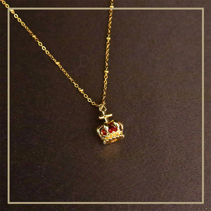 Collar clásico vintage con colgante de corona para mujer