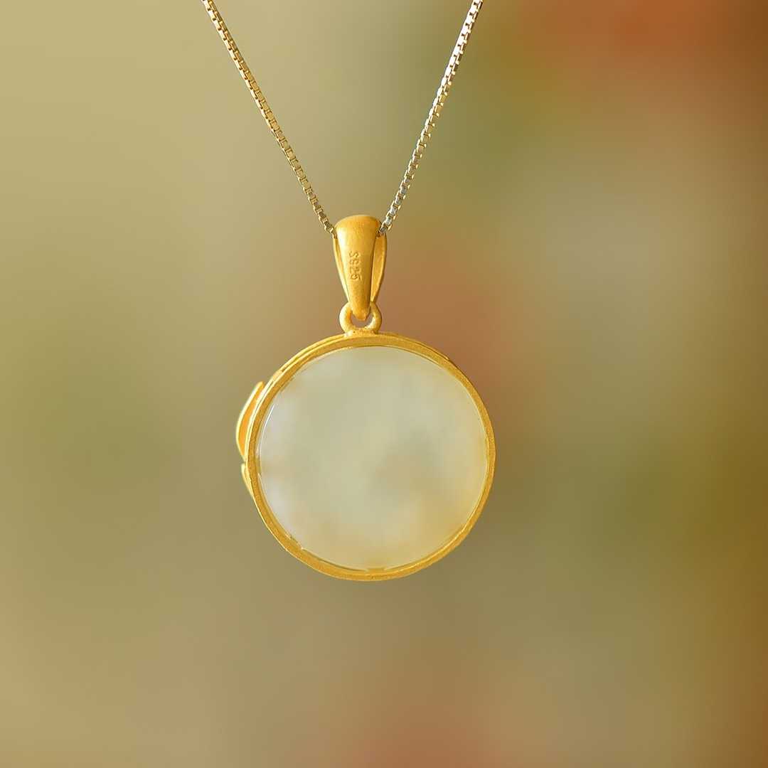 925 Silver Inlaid Nephrite "Phoenix Looking Back" Pendant