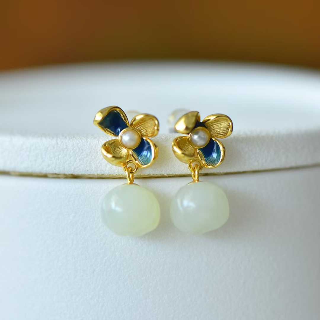 Ancient-Style Silver Inlaid Hetian Nephrite "Lotus & Annual Auspiciousness" Jewelry Set