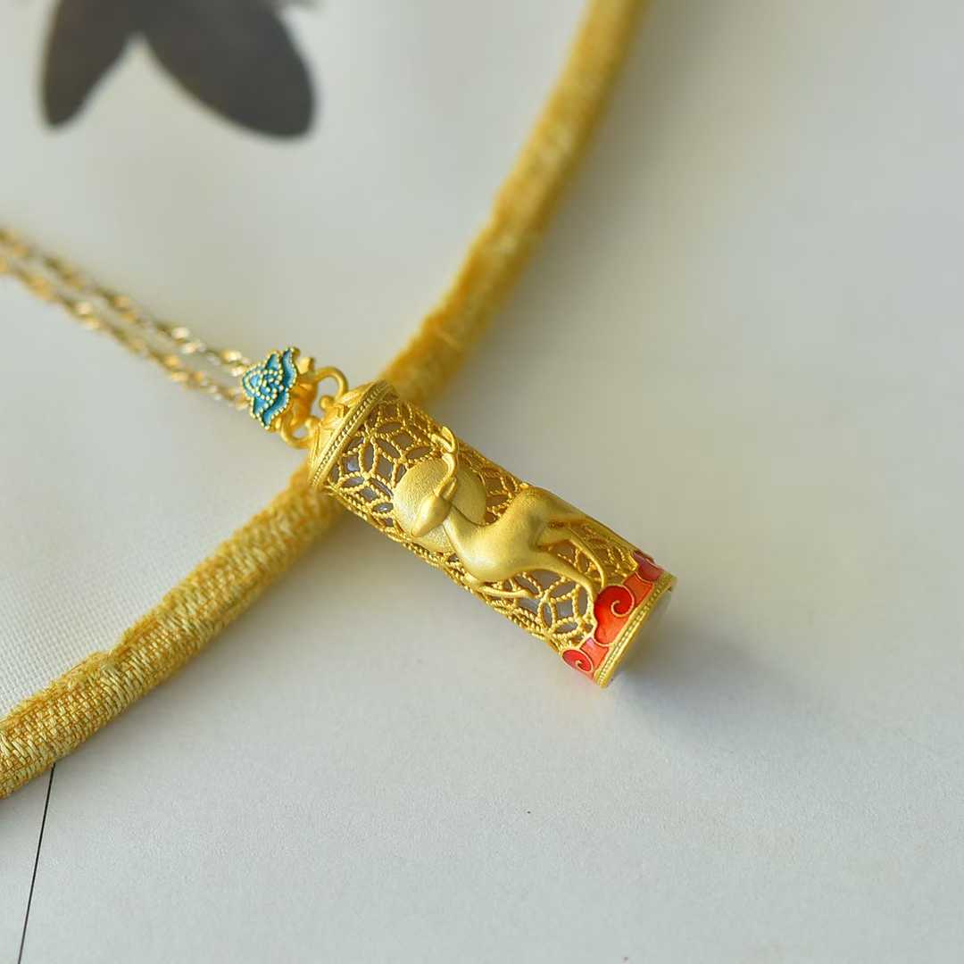 925 Silver Inlaid Hetian Nephrite "Deer & Always With You" Pendant