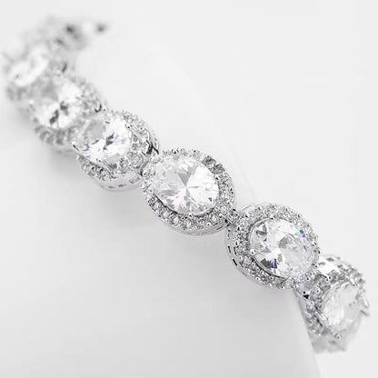 Pulsera de moda con circonitas ovaladas de un solo bucle