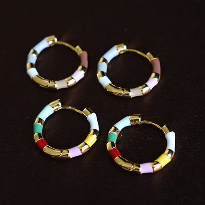 Pendientes de esmalte con goteo de aceite colorido y personalidad retro