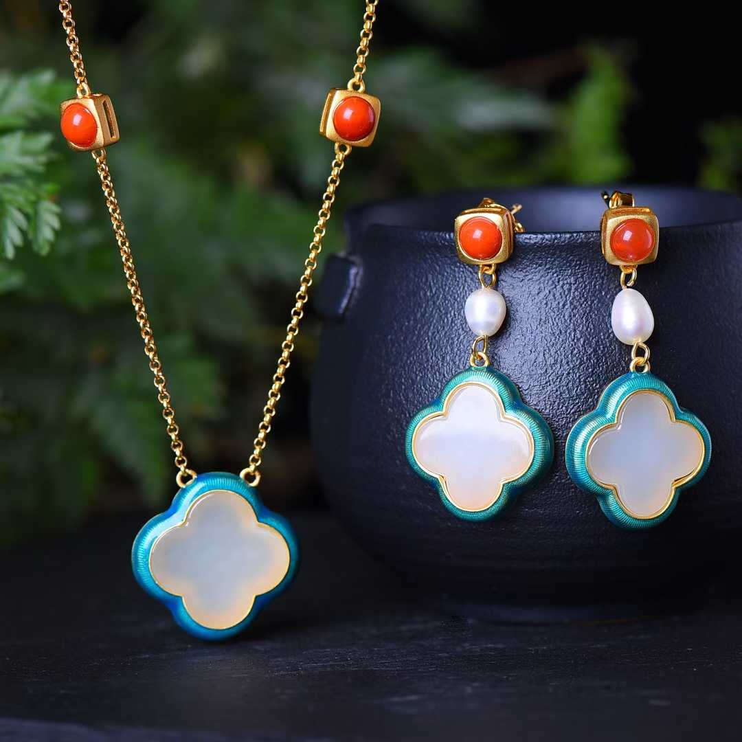 925 Silver Inlaid Nephrite Enamel Four-Leaf Clover Jewelry Set