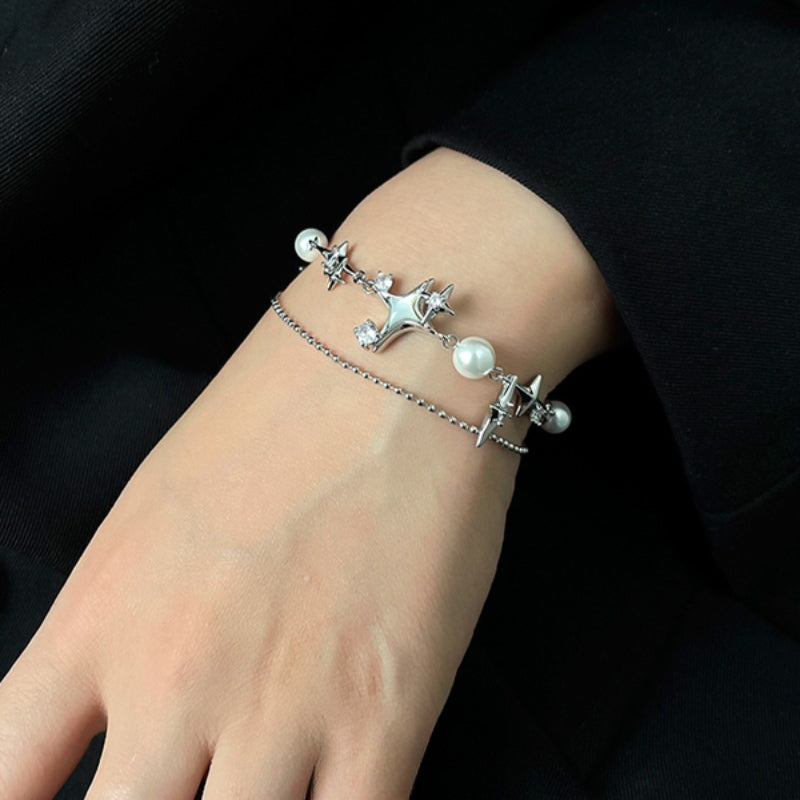 Star-attraction pearl bracelet