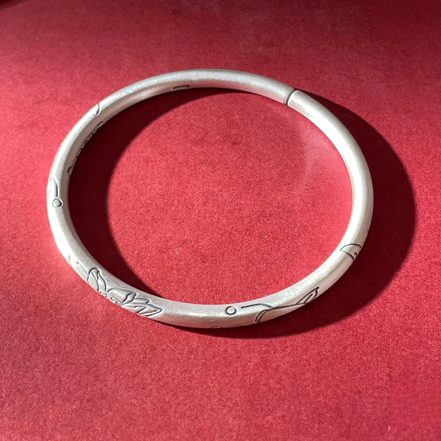 China Sterling silver round stick lotus fish open bracelet