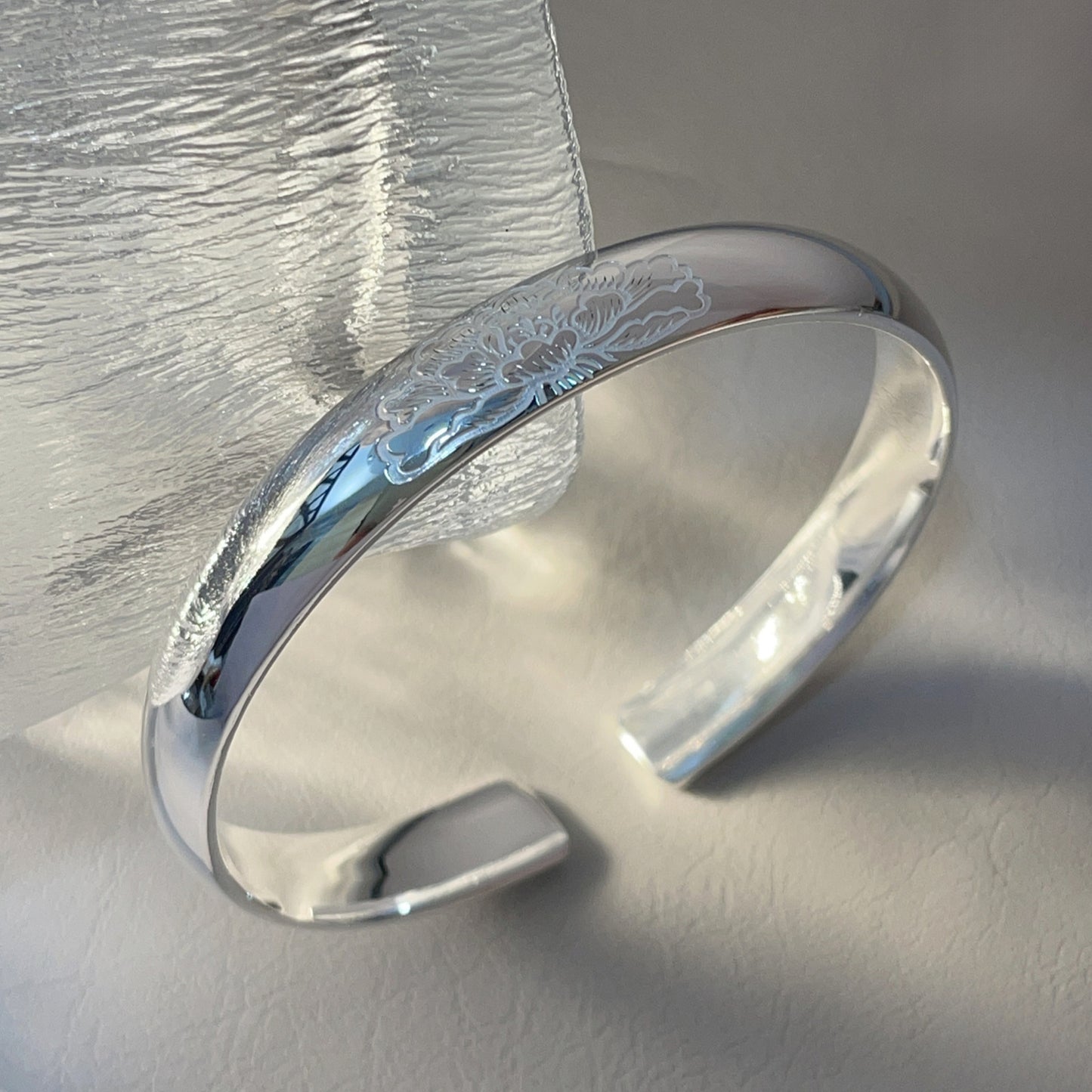 China Patterned solid sterling silver bracelet
