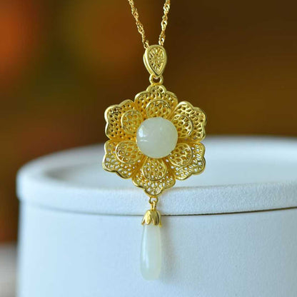 925 Silver Inlaid Hetian Nephrite "Blossoming Flowers & Prosperity" Pendant
