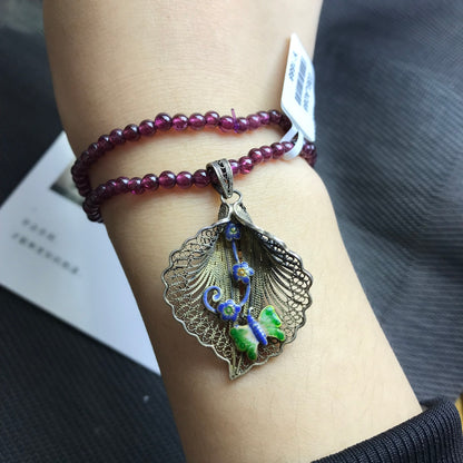 Pulsera de hoja de ginkgo y granate