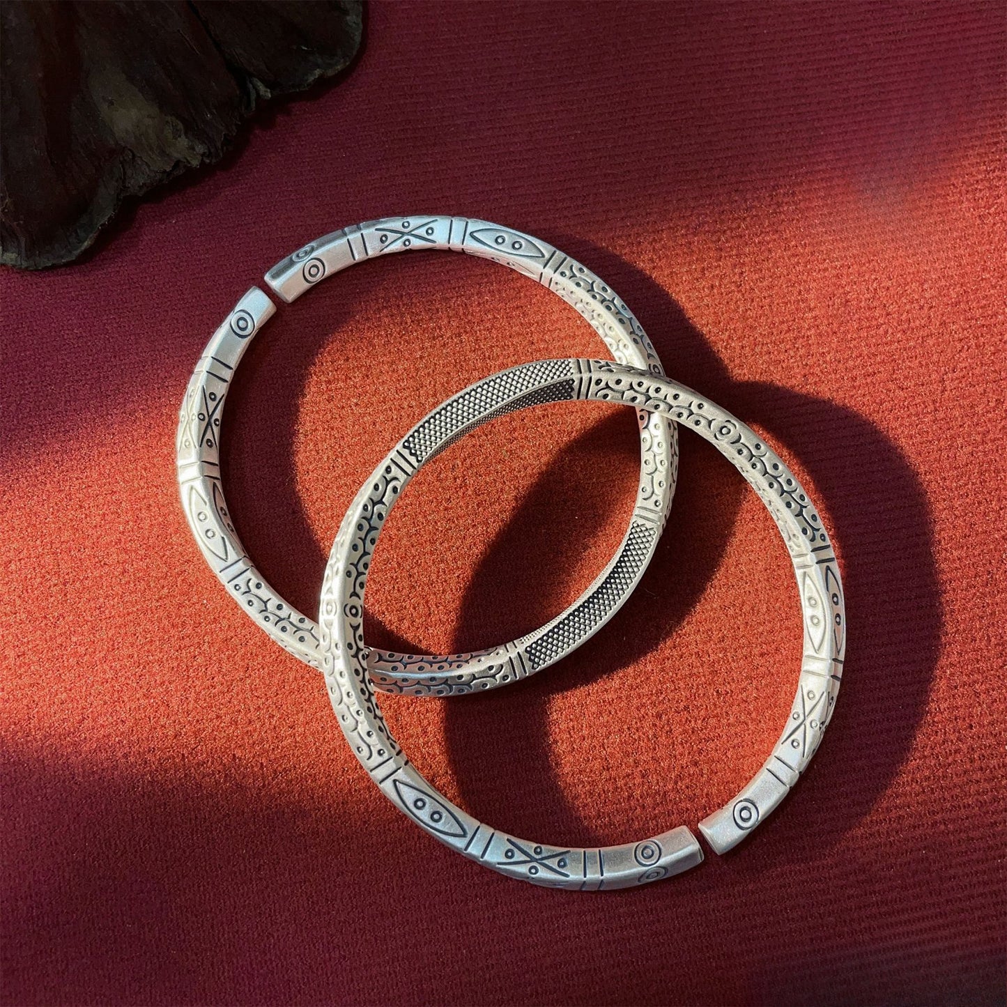 Pulsera de plata de ley trenzada con palitos cuadrados esmerilados