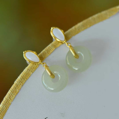 925 Silver Inlaid White Hetian Nephrite Peace Ring with Mother of Pearl Stud Earrings