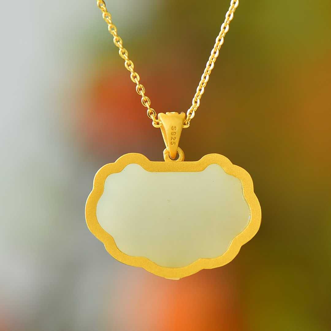 925 Silver Inlaid Nephrite "Ping Ruyi" Cute Tiger Pendant for Attracting Blessings