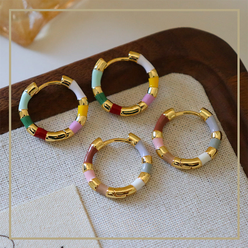 Pendientes de esmalte con goteo de aceite colorido y personalidad retro