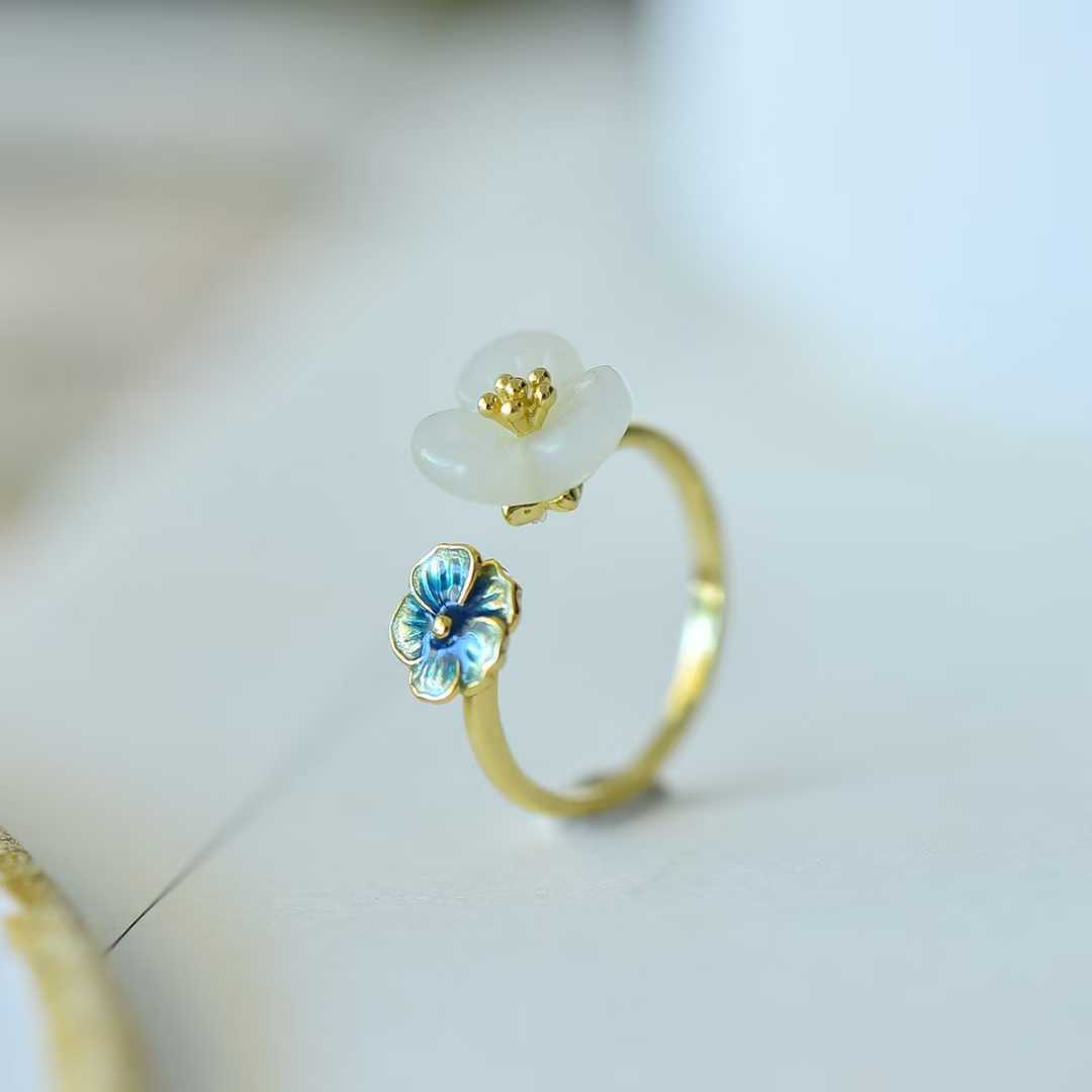 925 Silver Inlaid Hetian Nephrite "Three-Petal Flower Two-Tone" Ring