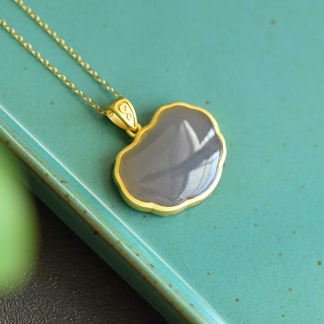 S925 Silver Inlaid Hetian Nephrite "Locket" Pendant