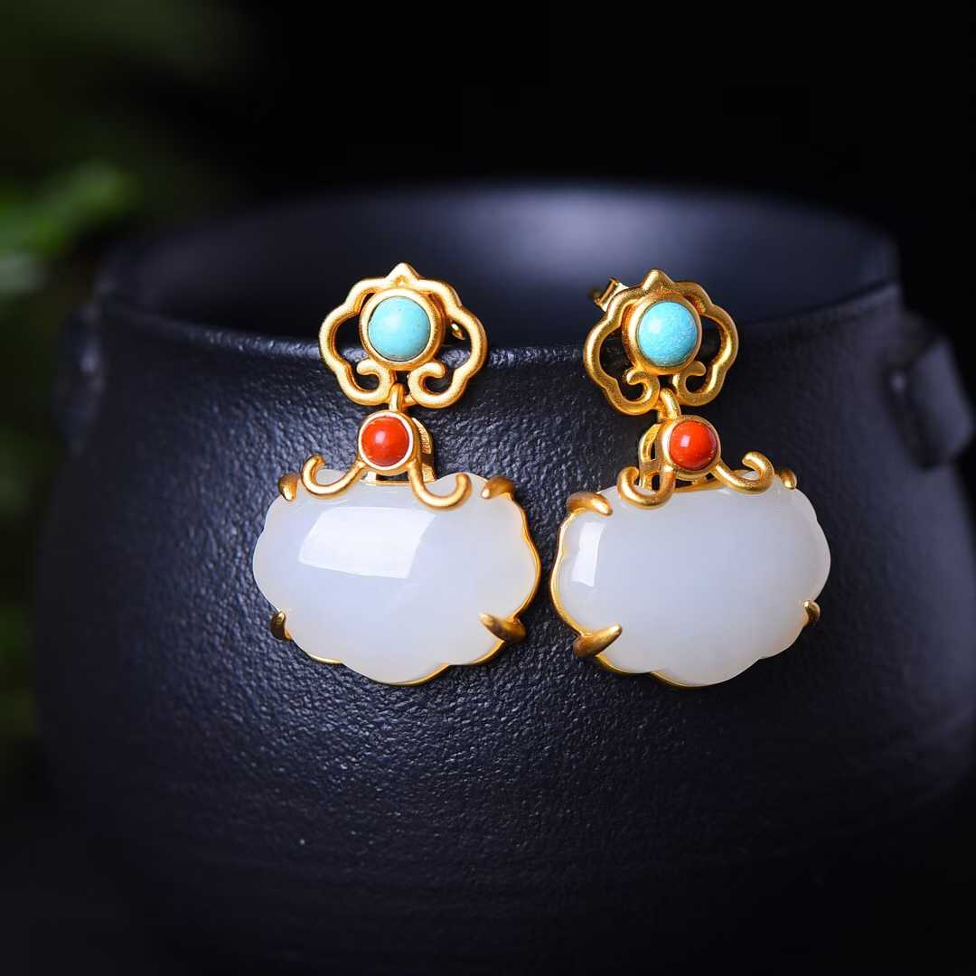 925 Silver Inlaid Hetian Jade Ruyi Lock Set