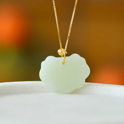 925 Silver-Inlaid Hetian Jade Pendant with "Ruyi Lock" Design, Plain Silver Style & Integrated Chain