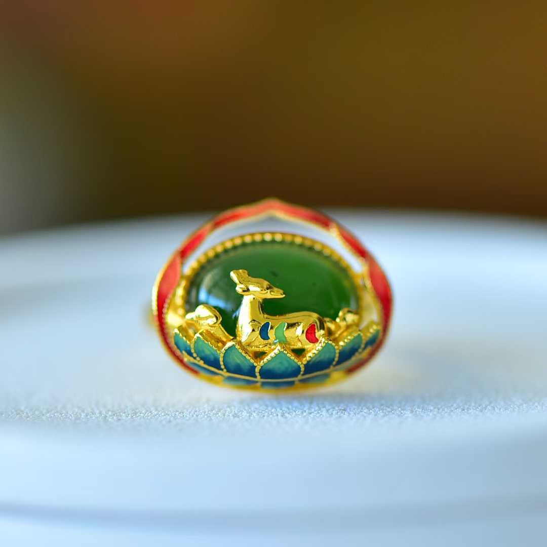 925 Silver Inlaid Nephrite "Meeting the Divine Deer" Jewelry Set