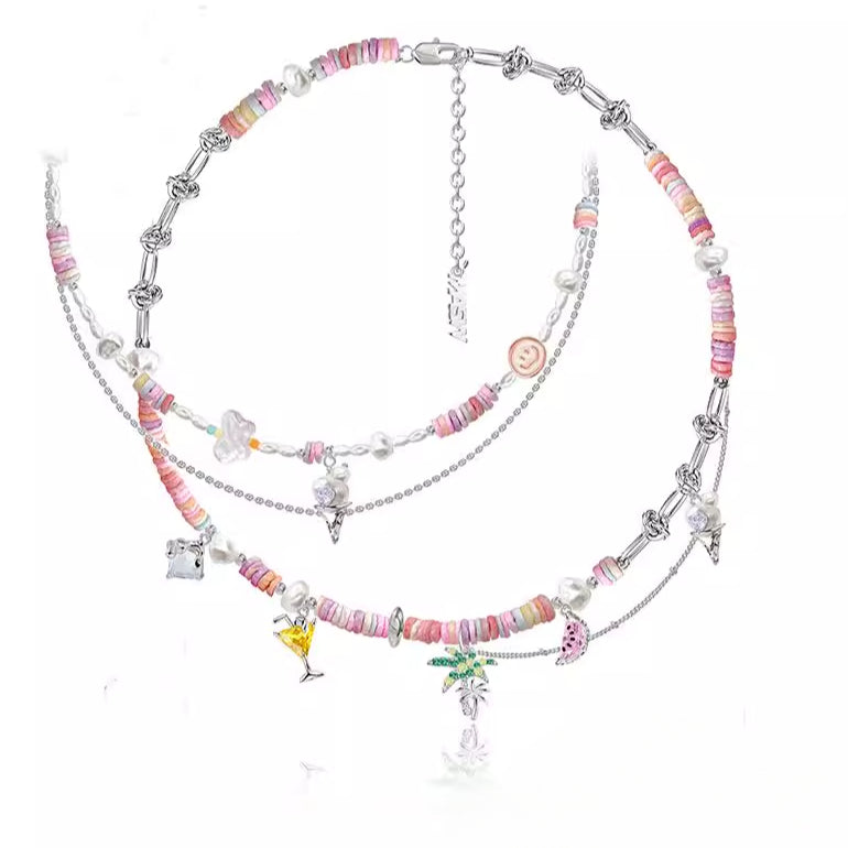 Hermoso collar de color caramelo 